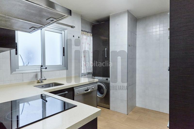 Foto 3f6e8923-2821-454b-9f95-bf03bcb0e149. Pis a Ctra. Circunvalación - La Magdalena Jaén