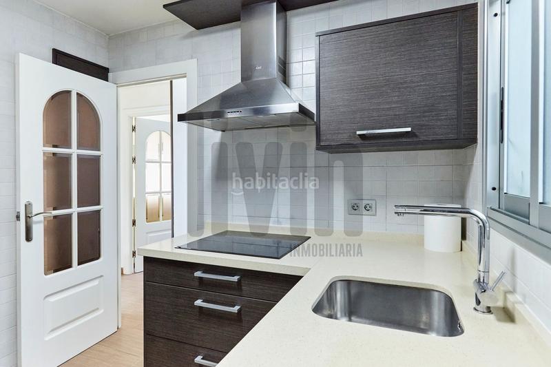 Foto b6e2ea9e-47bc-4e28-9f13-4975f23eb686. Pis a Ctra. Circunvalación - La Magdalena Jaén