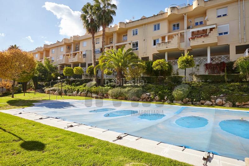 Foto 34679b25-8c65-4560-b4db-9789ddf2fbcd. Casa amb calefacció piscina a Alcantarilla - La Glorieta Jaén