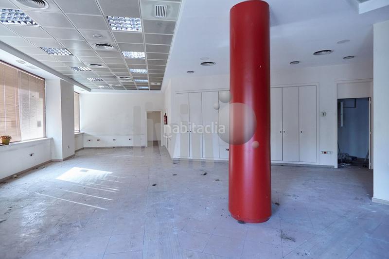 Foto 056ed8d8-3f80-4470-baa5-c5d6275133f6. Alquiler local comercial  en alquiler en calle garcia triviño en Jaén