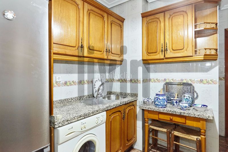 Foto b4474479-24f9-4b66-9fc4-44acb71e81da. Pis amb calefacció a Hospital Jaén