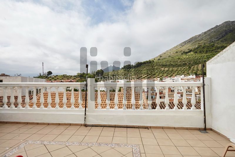 Foto 84f41b10-2214-4b5f-8218-63eed0fc9ee0. Casa amb calefacció a San Felipe - El Almendral - La Merced Jaén