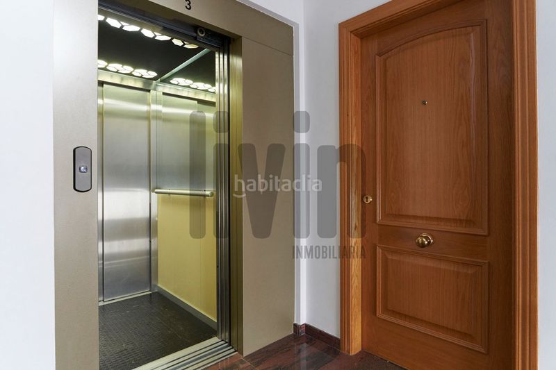 Foto 3d649e09-1abb-4050-ba79-2fb06c62164a. Pis amb calefacció a Avda de Madrid - Pº de la Estación Jaén