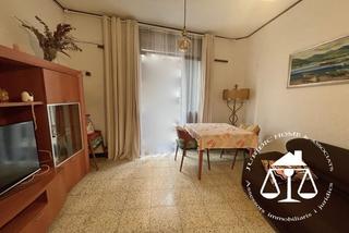 Piso en Raval. Oportunidad