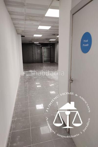 Foto 8106692b-1534-4a40-8302-419da6c6a776. Local comercial en La Verneda - La Pau Barcelona