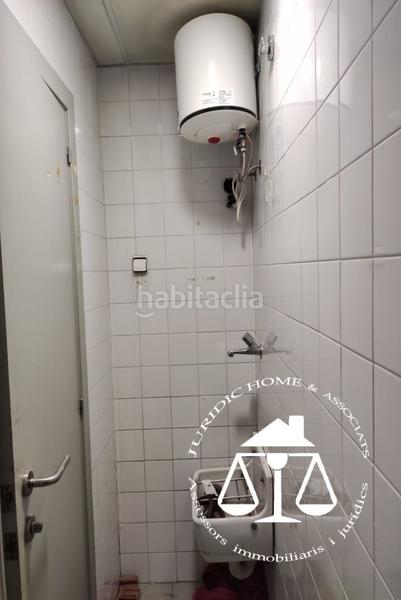 Foto b1c457f7-db66-432d-8b7e-162d1bc50533. Local comercial en La Verneda - La Pau Barcelona