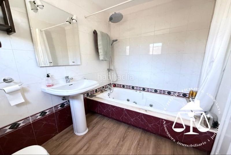 Foto 745078a7-4f68-4e42-a174-92195ed68948. Casa oportunidad en zona en Marianao Sant Boi de Llobregat