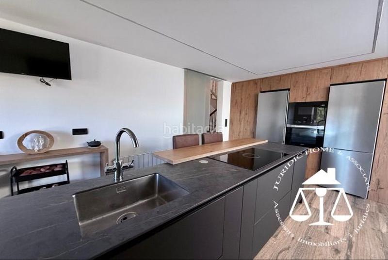 Foto b456c3b5-b2c6-493b-b036-ef89a2fb567e. Casa oportunidad en zona en Marianao Sant Boi de Llobregat