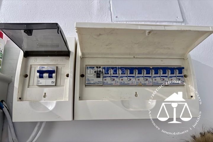 Foto 0f8e5563-7042-4c09-98a3-47558c9c1033. Casa adossada amb calefacció a Creu Alta Sabadell