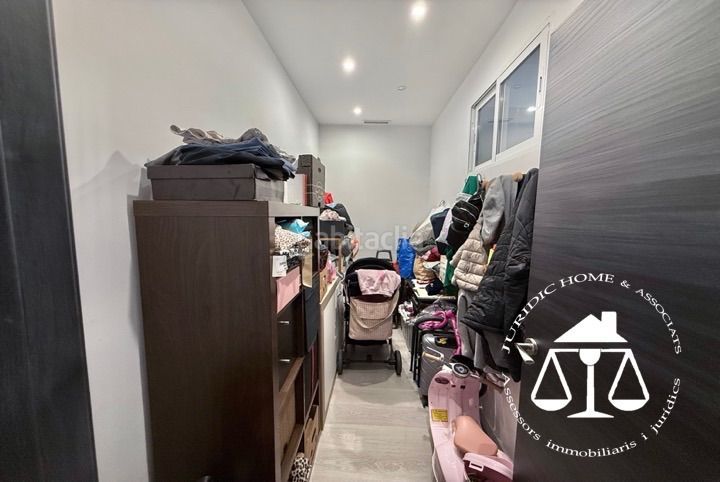 Foto b021bb7a-0283-4d37-8842-92632c45203f. Casa adossada amb calefacció a Creu Alta Sabadell