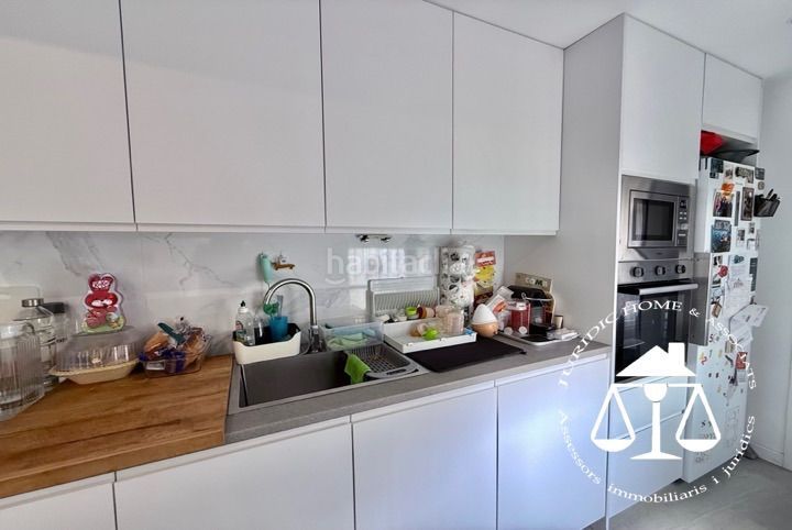 Foto ec2fa1c7-ed4a-4e9b-af38-ef2463709d5e. Casa adossada amb calefacció a Creu Alta Sabadell