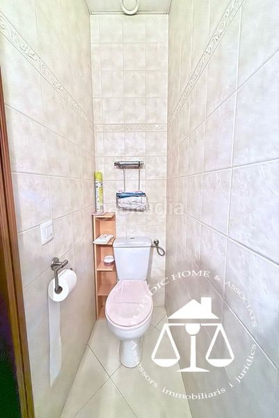 Foto c9a1e3b1-b6e6-4c94-9b35-d14636448146. Casa adossada amb calefacció a Creu Alta Sabadell