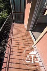 Etagenwohnung in Vallcarca - Penitents. Vivienda todo exterior