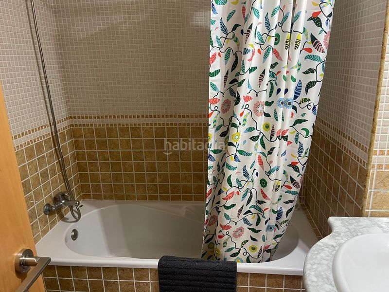 Foto 03e1fa83-bf3a-495a-b5be-157534abd7b2. Rent flat with heating parking in Rinconada (La)