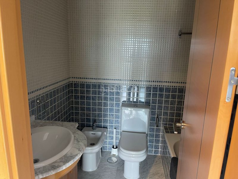 Foto 521f91f9-f3c4-436b-b22f-634d21d0ed7e. Rent flat with heating parking in Rinconada (La)