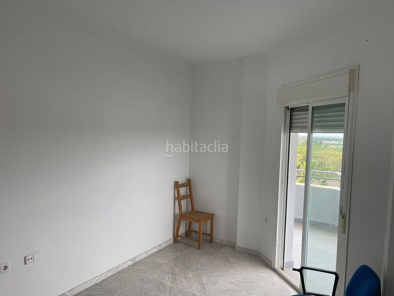 Foto 6a54ea33-6780-4c86-b281-4b70e2ac996d. Rent flat with heating parking in Rinconada (La)