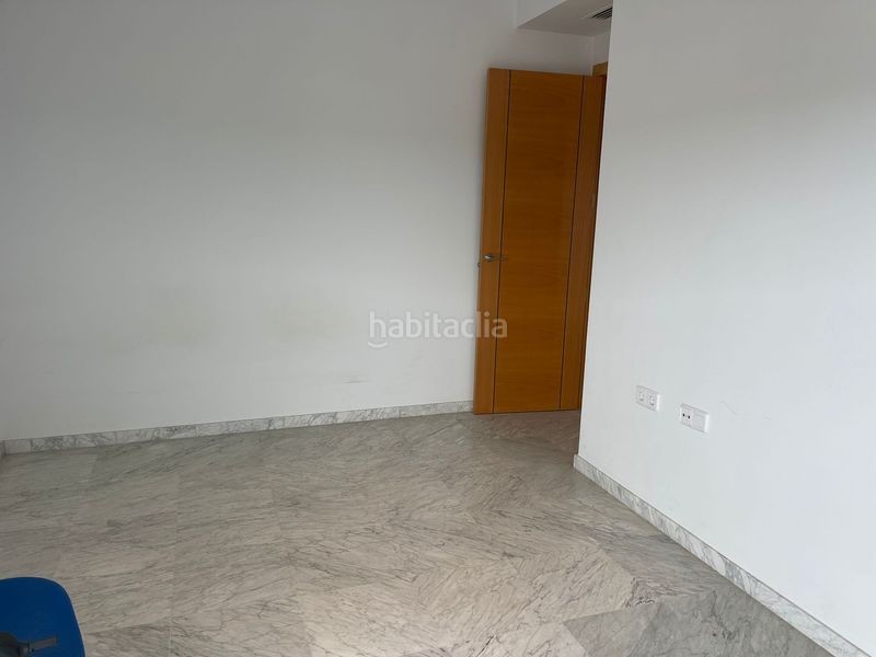 Foto d5d1b5ae-54db-4c59-b61e-122cae6e2619. Rent flat with heating parking in Rinconada (La)