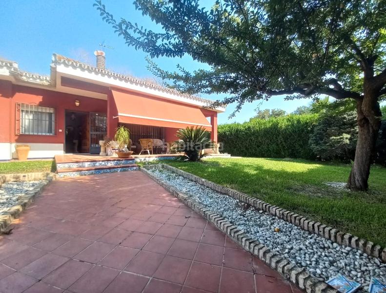 Foto 1d0a6e4a-7f13-42ea-80de-38387364b02f. Chalet se vende chalet en urbanización “las pilas”, ?? en Valencina de la Concepción