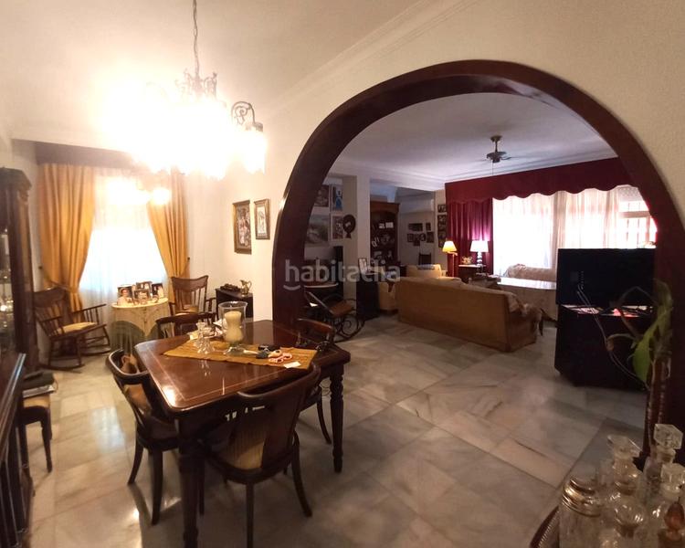 Foto d13058da-9481-46c1-9ab2-069fceaf5d4f. Chalet se vende chalet en urbanización “las pilas”, ?? en Valencina de la Concepción