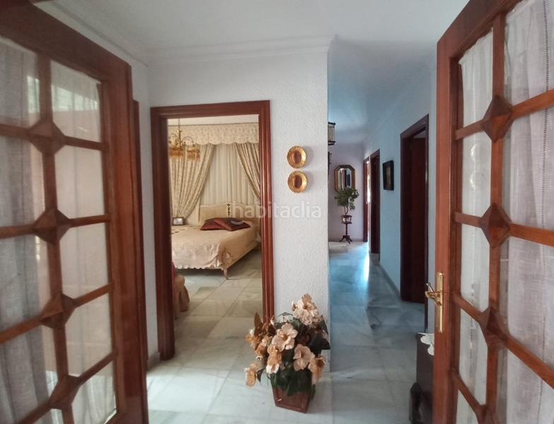 Foto eb9f19fe-96e1-432a-a030-4f7bdb4fac7e. Chalet se vende chalet en urbanización “las pilas”, ?? en Valencina de la Concepción