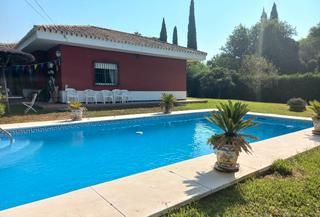 Xalet  Calle alameda. Se vende chalet en urbanizacin las pilas, valencina de la con