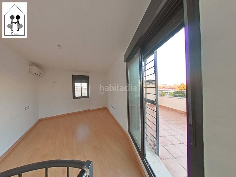 Foto 30f205f6-7b31-464c-8bce-8f485e85a2ff. Dúplex amb calefacció aparcament a Arco Norte - Avda España Dos Hermanas