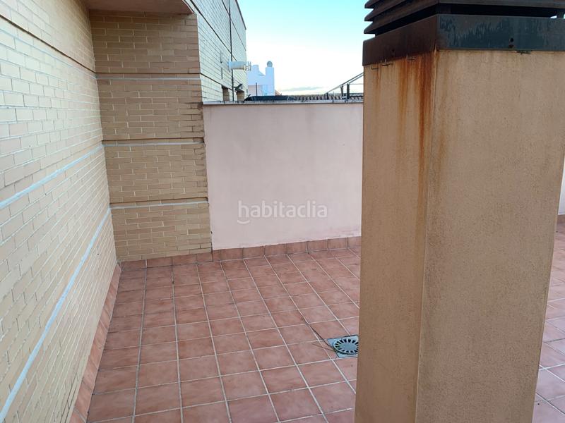 Foto b3c5e2f9-af2f-49b4-9f1b-e5d033c2b033. Dúplex amb calefacció aparcament a Arco Norte - Avda España Dos Hermanas