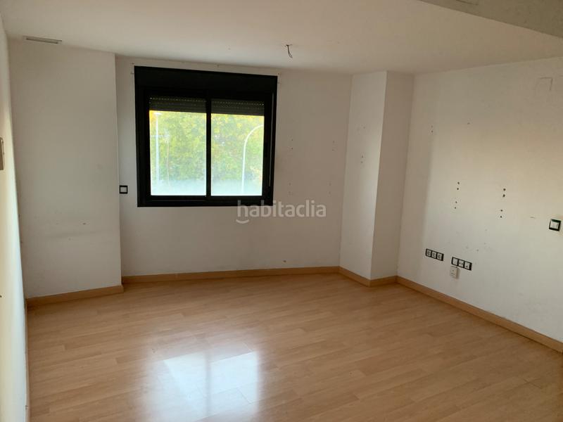 Foto fa8a104d-eea9-4ab0-9a73-2a8e53b805e3. Dúplex amb calefacció aparcament a Arco Norte - Avda España Dos Hermanas