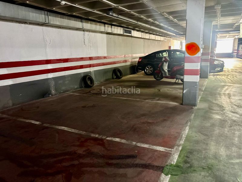 Foto 175bedec-4d56-4abb-97aa-a84d32d8b0df. Aparcament cotxe a Cruz Roja Sevilla