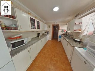 Casa  Calle lope de vega. Se vende casa en pilas