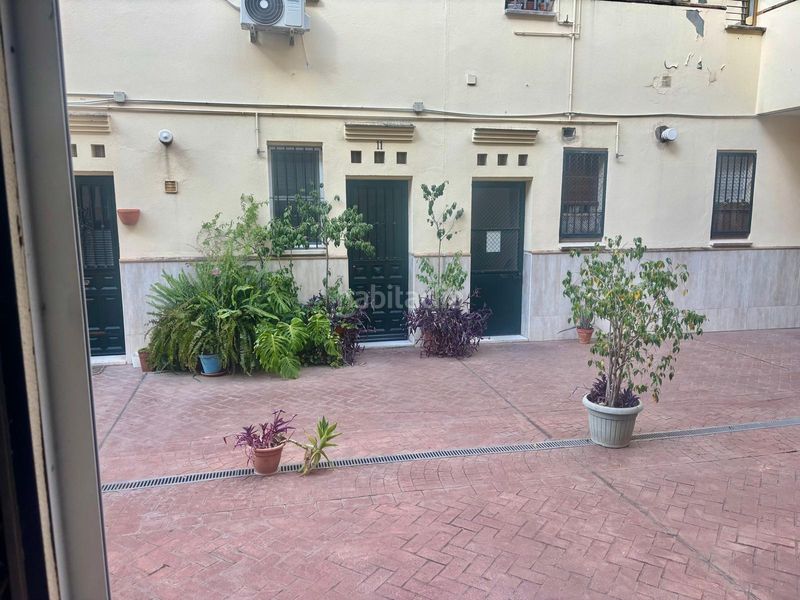 Foto 620456c8-dab2-4429-bd86-f54a831ccfe1. Casa adossada amb aparcament a San Julián Sevilla
