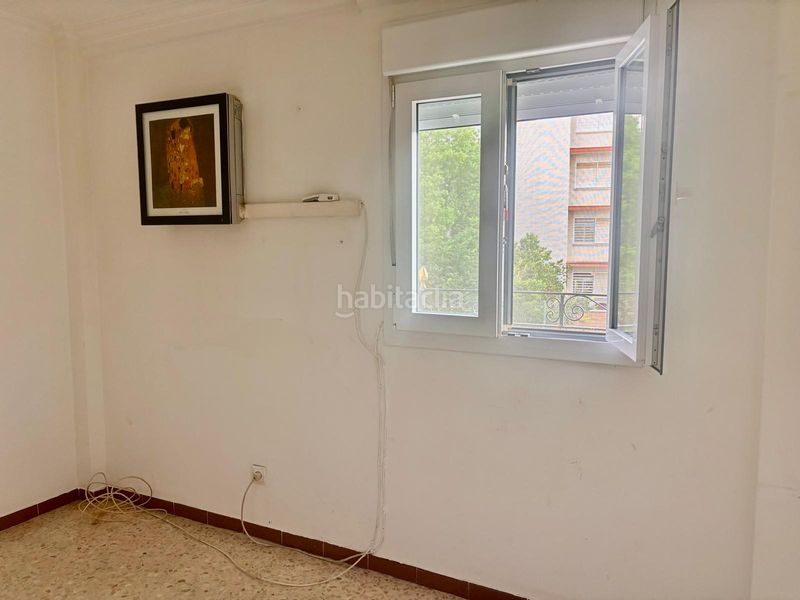 Foto 9f7d5c4d-745b-4f35-8984-33b87985f9a4. Casa adossada amb aparcament a San Julián Sevilla