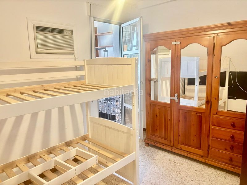 Foto aae654ef-b4f4-44b9-b056-8b7c5d7b5ef7. Casa adossada amb aparcament a San Julián Sevilla