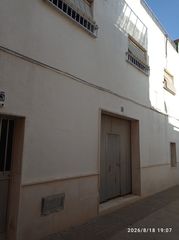 Casa en Calle santa elena 3. Casa en venta en hijuela de las coles