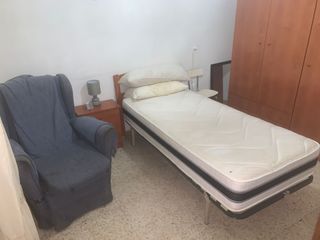 Appartement  Calle fernán sánchez de tovar. Se vende piso en macarena