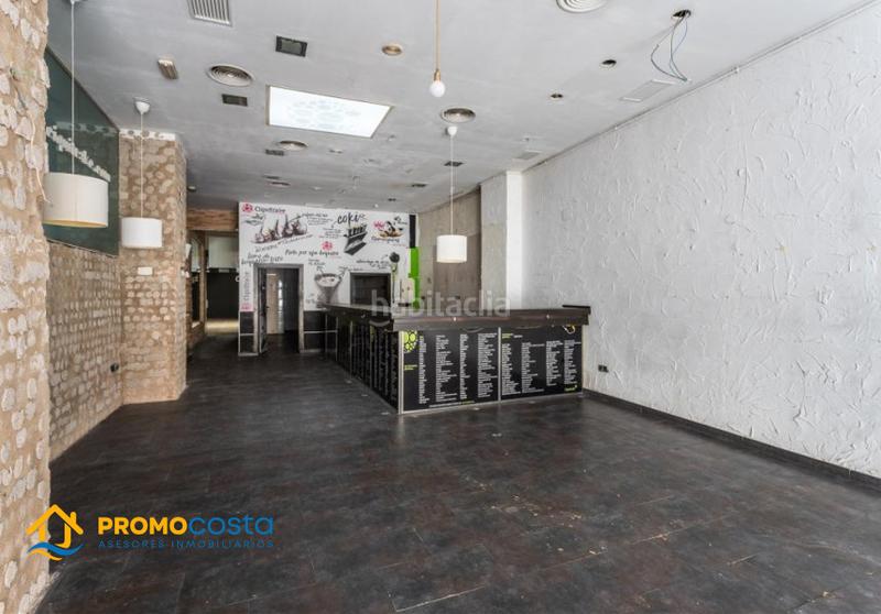 Foto d06cc610-62ba-4c6a-9837-65ec5e189bb2. Local comercial a calle rascón 20 a Centro Huelva