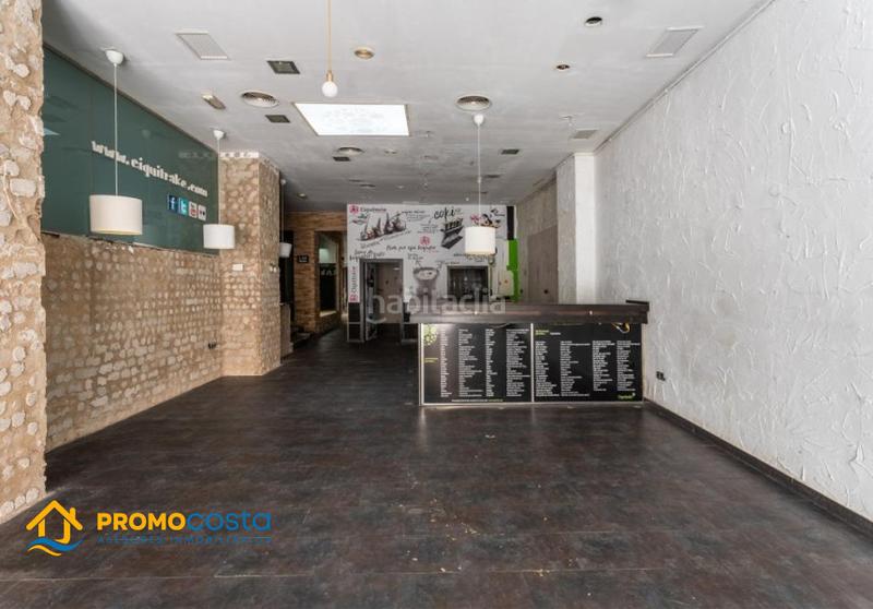 Foto e02b43f3-7835-4edc-99f9-90944402c526. Local comercial a calle rascón 20 a Centro Huelva