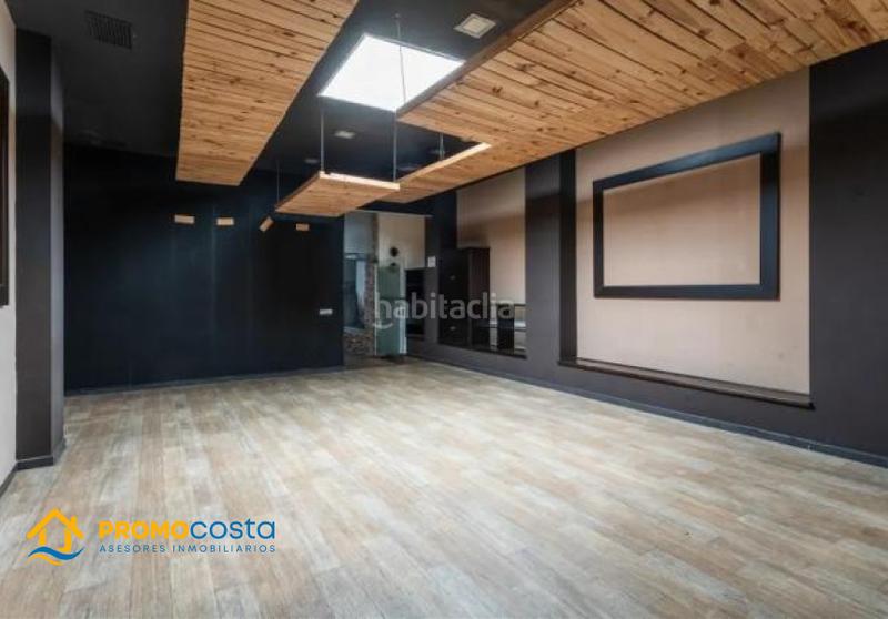 Foto f8bd5f3c-4366-4cb5-911a-dc77bf9c85d1. Local comercial a calle rascón 20 a Centro Huelva