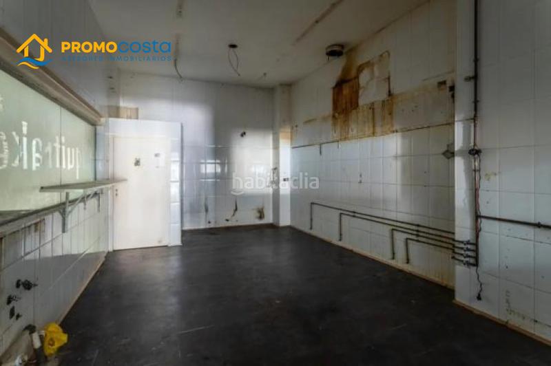 Foto e2b14144-497e-4860-8b3b-40b064a34eb3. Local comercial a Centro Huelva