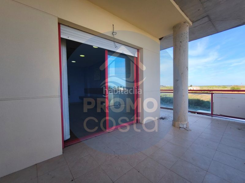 Foto 16b05860-3804-4c93-b6a4-a577eca0bb1c. Pis a avenida andalucia de 55 a Lepe