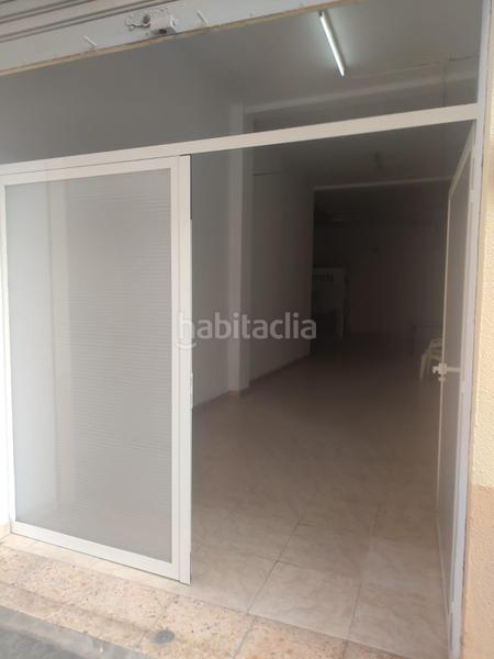 Foto 6ceb5bf3-51d8-48d5-8f1b-81dac763d079. Alquiler local comercial  diáfano en calle principal y comercial en Almàssera