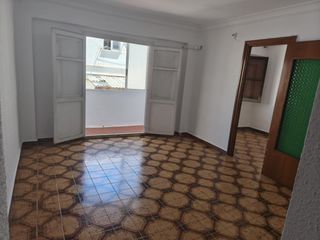 Flat in Barrio de Benimaclet. Vivienda de 4 dormitorios en el centro de benimaclet