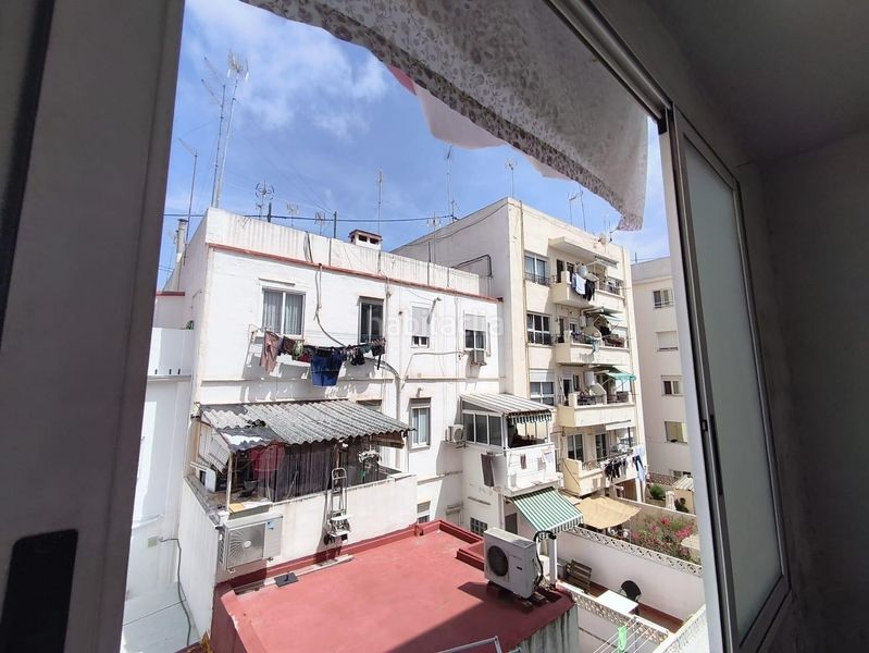 Piso vivienda de 4 dormitorios en el centro de benimaclet en Valencia - Imagen 19