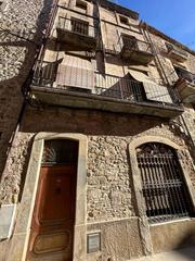 Casa adossada  Major. Casa de piedra tipo edificio 5 plantas