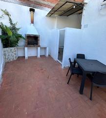 Casa adossada  De l'arbre del rei. Casa reformada con garaje