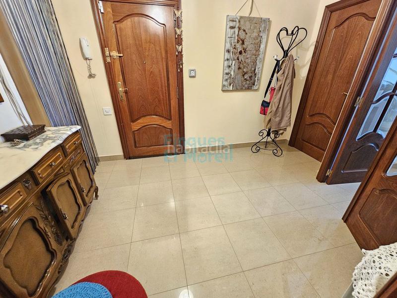Foto 9b78404a-e8c2-4c7c-a7fa-1be125306f6e. Pis a jupiter 27 a Mariola Lleida
