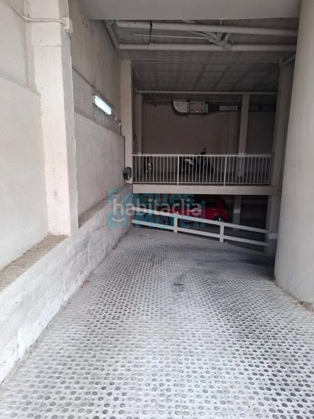 Foto 1f649e53-1182-40d1-9410-8cc8eb7c20a4. Autoparkplatz in Morell (El)