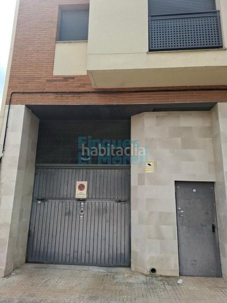 Foto 99d7ea28-ed03-4b52-b6a7-3740e6485a88. Autoparkplatz in Morell (El)