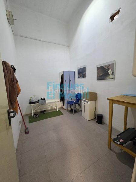 Foto 13a82c4e-d6c8-4214-89d1-4c4afac7b7be. Lloguer nau industrial a Llevant Reus