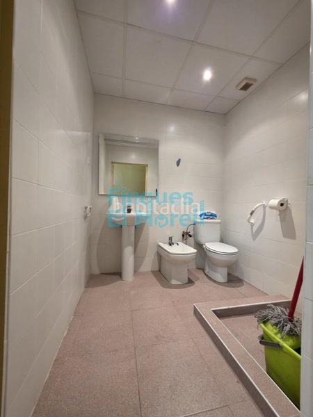 Foto 5c033fea-1d82-4bca-9bbd-6f3ac9616d80. Lloguer nau industrial a Llevant Reus